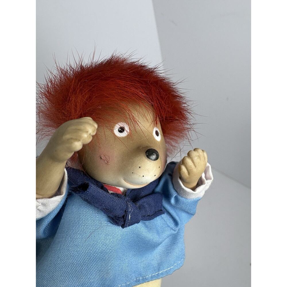 1988 Foxwood Tales Hedgehog Doll Original Oval Case Vintage Plush Figure